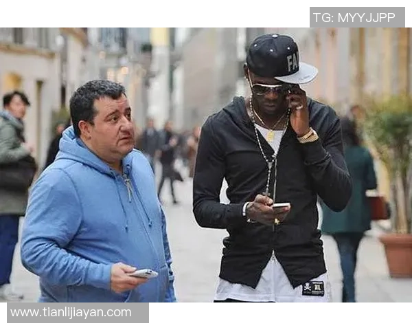 英国足球明星豪宅揭秘奢华生活背后的故事与设计风格