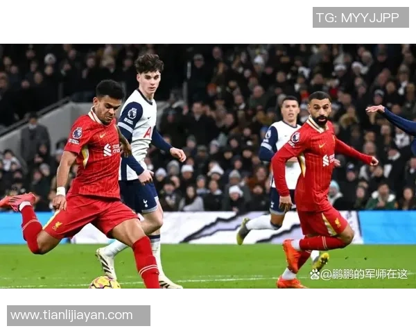 英超联赛的混血新星们如何在绿茵场上书写传奇故事